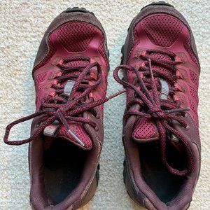 MERREL -Women's Moab 2 Hiking Shoe - Size 7